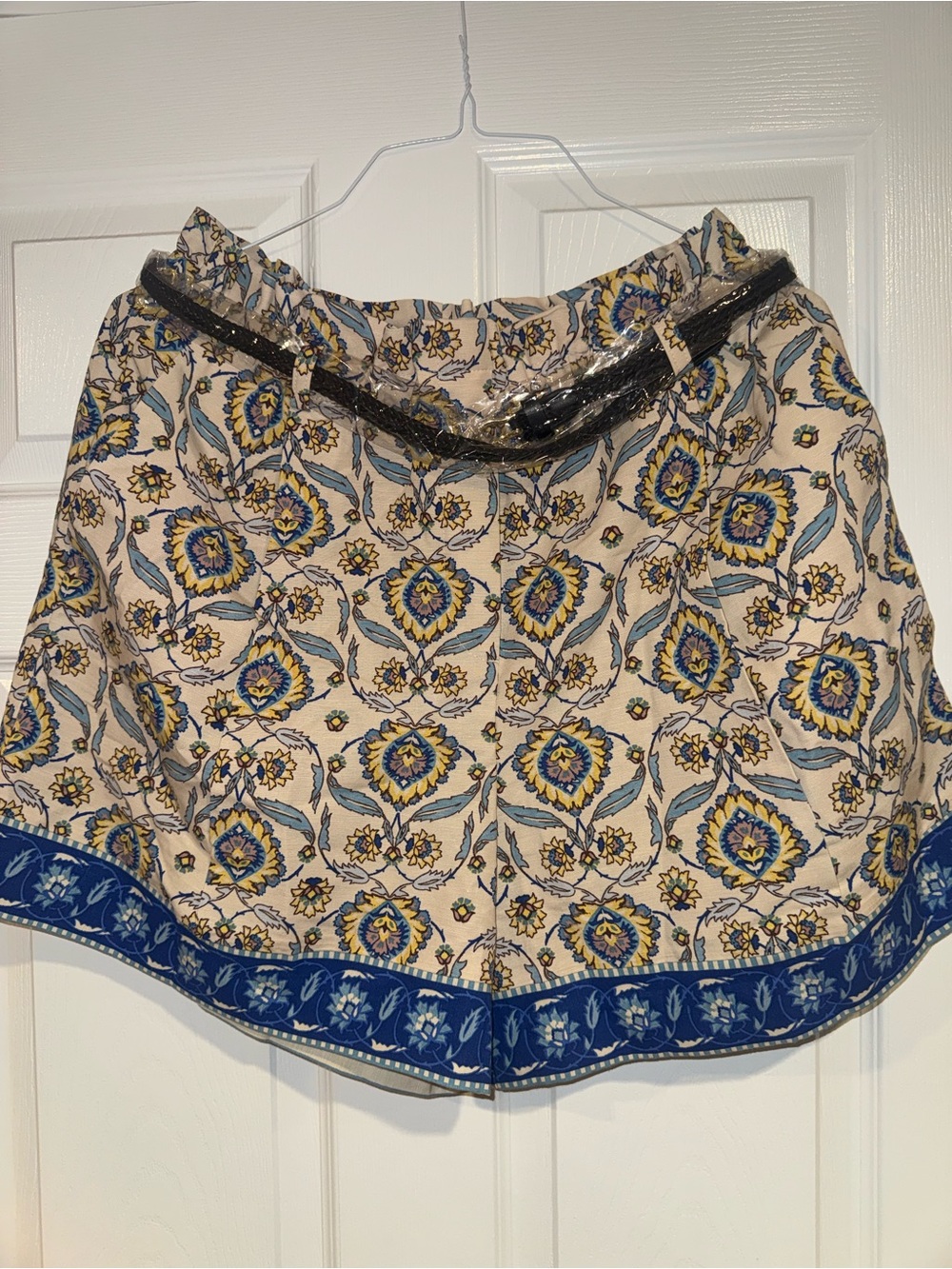 H&M Cream Floral High-Waist Shorts with Blue Trim